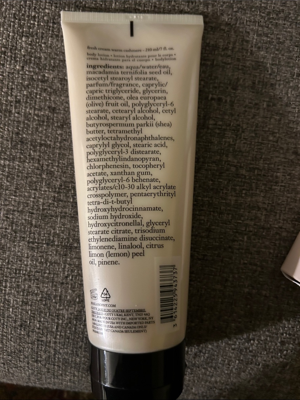 Philosophy Fresh Cream Warm Cashmere - Body Lotion - Picture 3 of 5